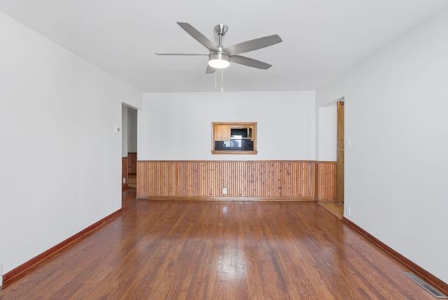 11109 US Highway 14 Highway, Woodstock, IL 60098
