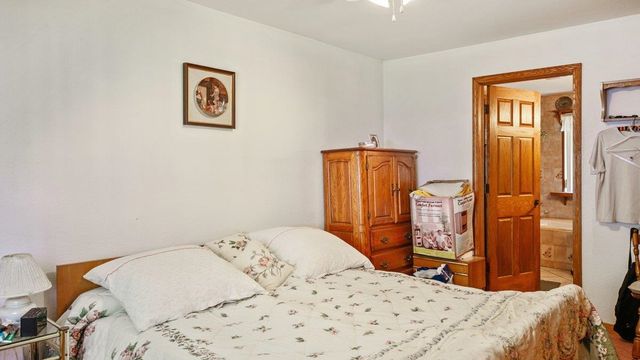 478 Jordan Point, Isle La Motte, VT 05463