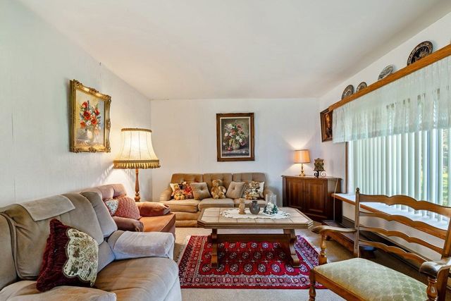 478 Jordan Point, Isle La Motte, VT 05463