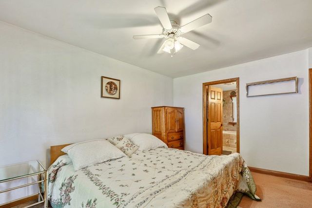 478 Jordan Point, Isle La Motte, VT 05463