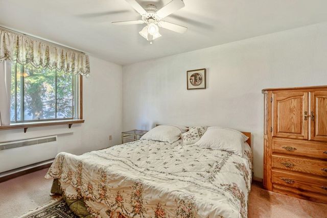 478 Jordan Point, Isle La Motte, VT 05463