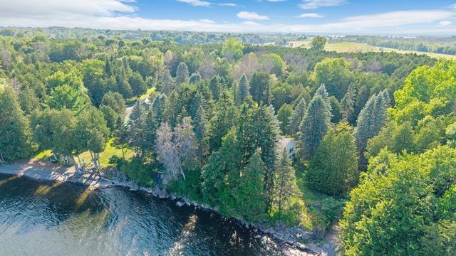 478 Jordan Point, Isle La Motte, VT 05463