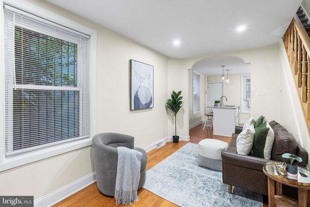 1178 S DARIEN ST, Philadelphia, PA 19147