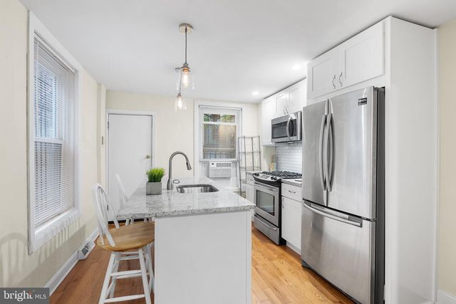 1178 S DARIEN ST, Philadelphia, PA 19147