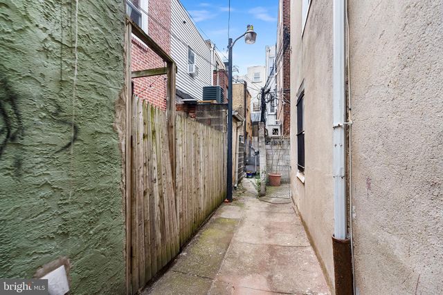 1178 S DARIEN ST, Philadelphia, PA 19147