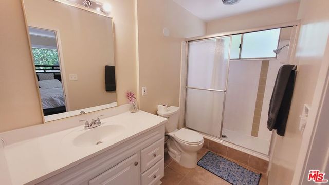 818 7th Street 1, Santa Monica, CA 90403