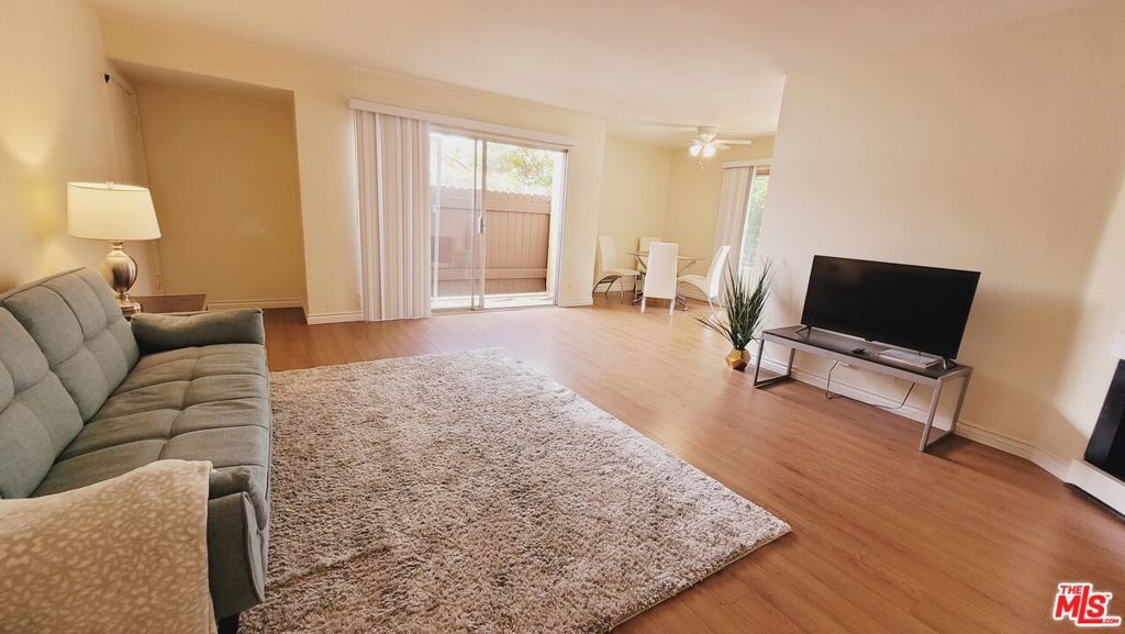 818 7th Street 1, Santa Monica, CA 90403