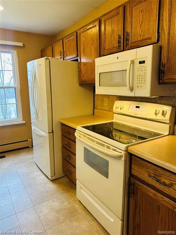 11783 Shenandoah Drive 1, South Lyon, MI 48178