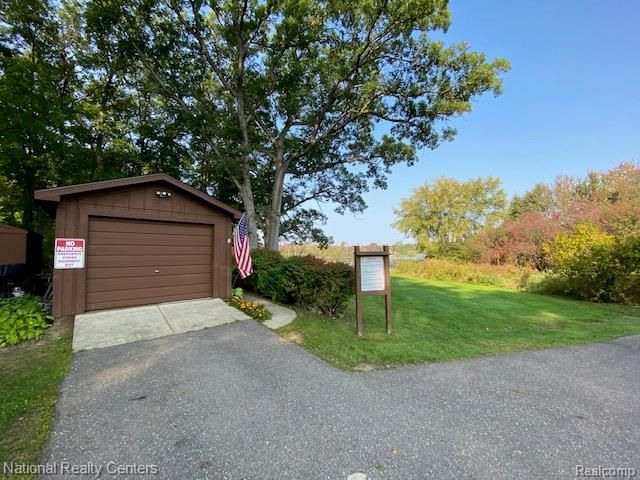 11783 Shenandoah Drive 1, South Lyon, MI 48178