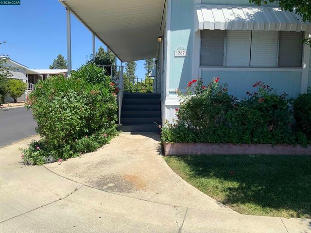 267 Coral Dr., Pittsburg, CA 94565