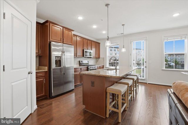 42045 BERKLEY HILL TER, Aldie, VA 20105