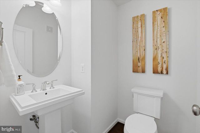 42045 BERKLEY HILL TER, Aldie, VA 20105