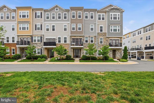 42045 BERKLEY HILL TER, Aldie, VA 20105