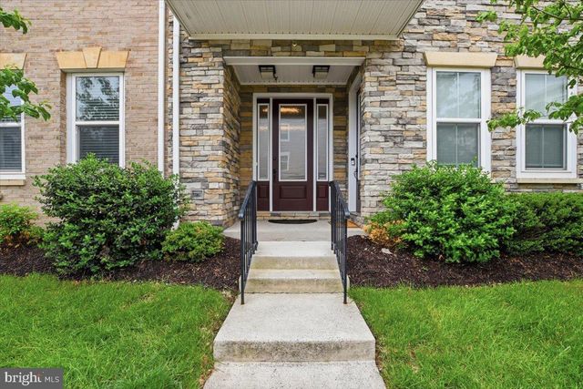 42045 BERKLEY HILL TER, Aldie, VA 20105