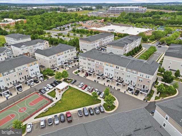 42045 BERKLEY HILL TER, Aldie, VA 20105