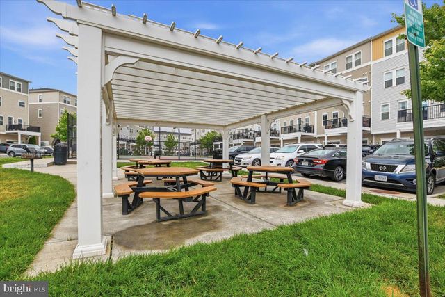 42045 BERKLEY HILL TER, Aldie, VA 20105