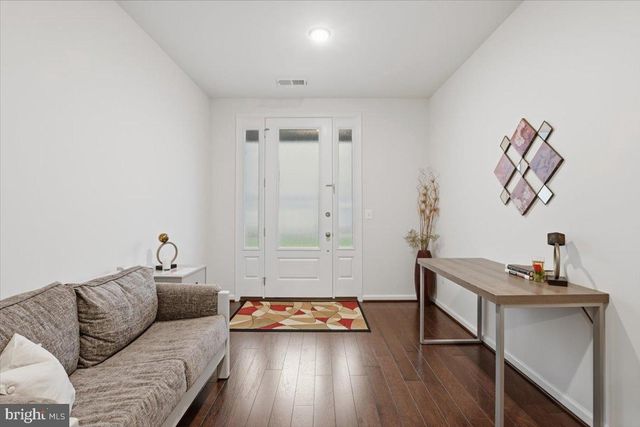 42045 BERKLEY HILL TER, Aldie, VA 20105