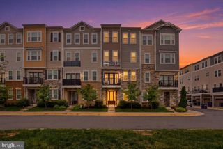 42045 BERKLEY HILL TER, Aldie, VA 20105