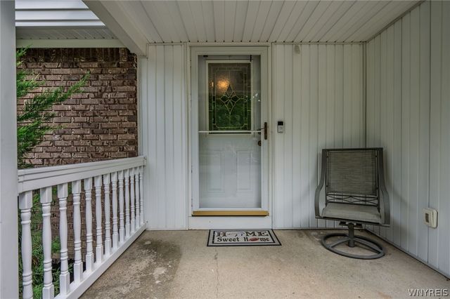 6104 Berkley Drive, Orchard Park, NY 14127