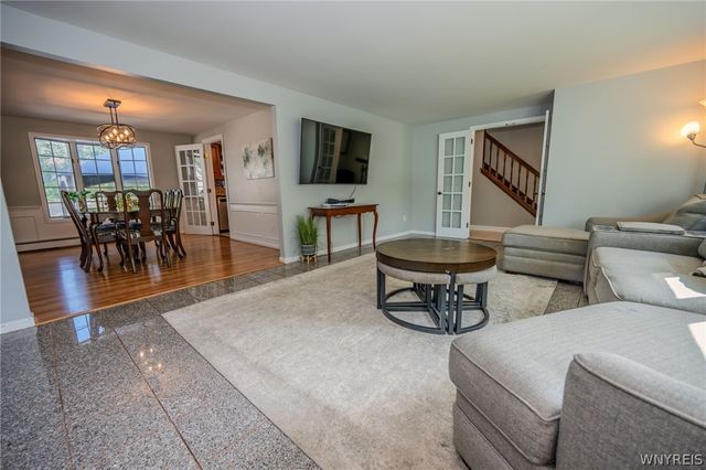 6104 Berkley Drive, Orchard Park, NY 14127