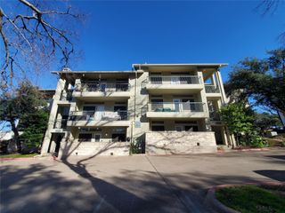 2209 Hancock DR 16, Austin, TX 78756