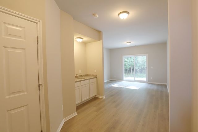 180 Whispering Pines Drive, Fenton, MI 48430