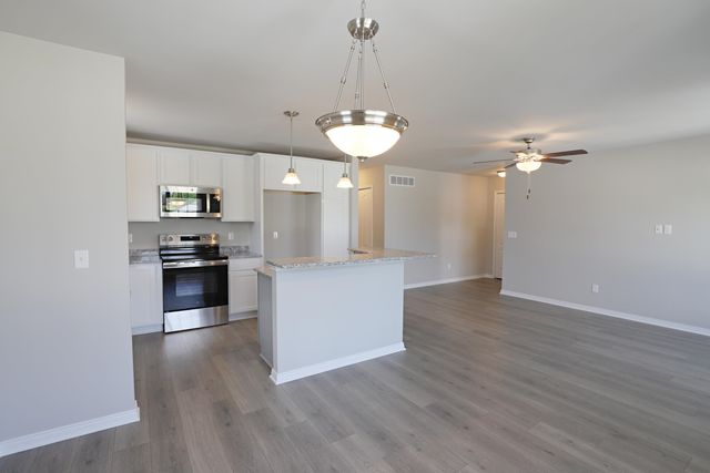 180 Whispering Pines Drive, Fenton, MI 48430