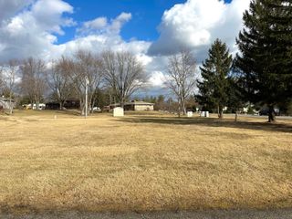 9251 Kardel Drive, St. John, IN 46373