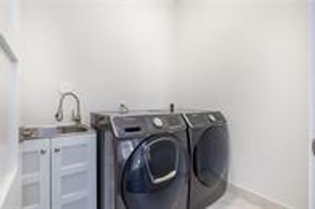 1617 NE 8th Street, Fort Lauderdale, FL 33304