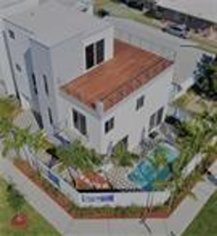 1617 NE 8th Street, Fort Lauderdale, FL 33304