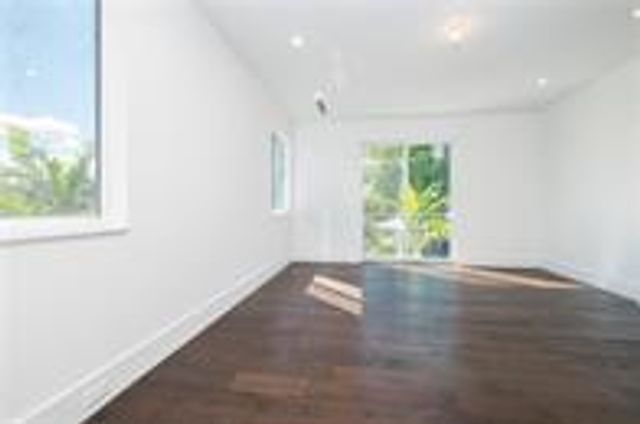 1617 NE 8th Street, Fort Lauderdale, FL 33304