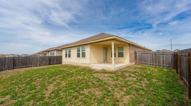 1003 Round Bale RD, Hutto, TX 78634