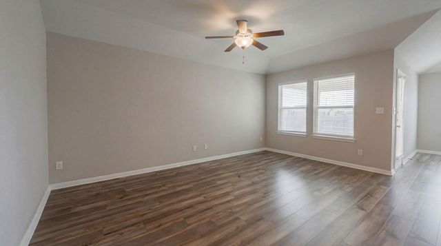 1003 Round Bale RD, Hutto, TX 78634