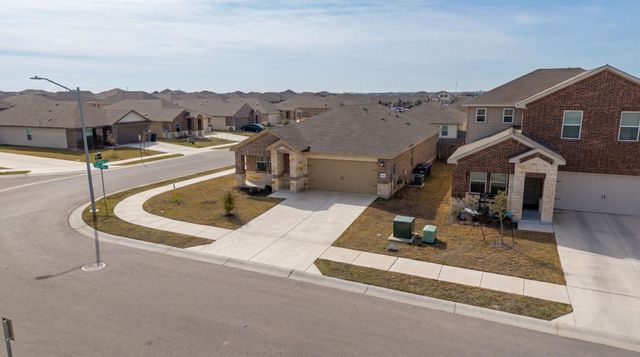 1003 Round Bale RD, Hutto, TX 78634