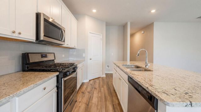 1003 Round Bale RD, Hutto, TX 78634