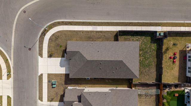 1003 Round Bale RD, Hutto, TX 78634