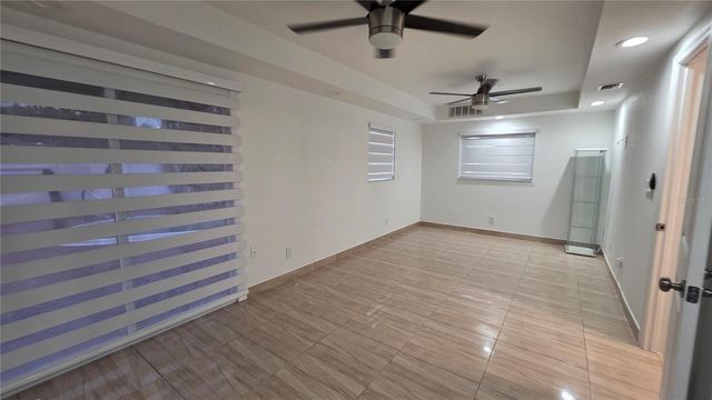 2301 W ROBSON STREET, Tampa, FL 33604