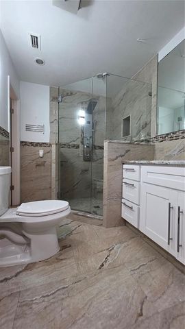 2301 W ROBSON STREET, Tampa, FL 33604