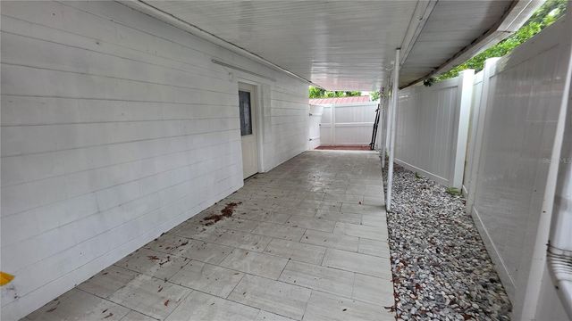 2301 W ROBSON STREET, Tampa, FL 33604