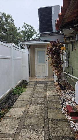 2301 W ROBSON STREET, Tampa, FL 33604