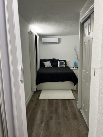 2301 W ROBSON STREET, Tampa, FL 33604