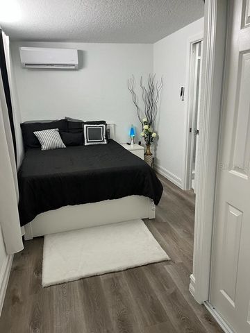 2301 W ROBSON STREET, Tampa, FL 33604