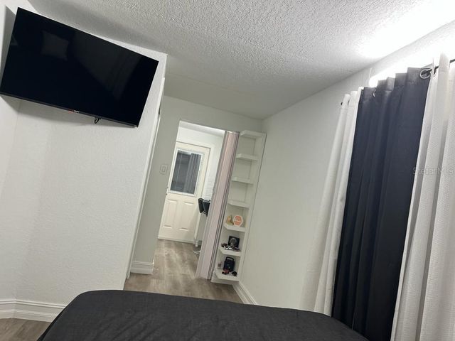 2301 W ROBSON STREET, Tampa, FL 33604