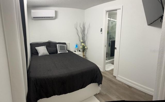 2301 W ROBSON STREET, Tampa, FL 33604