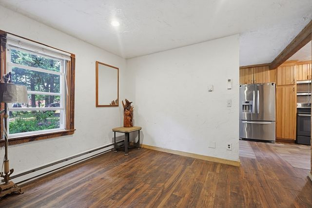 19 King Street, Norfolk, MA 02056