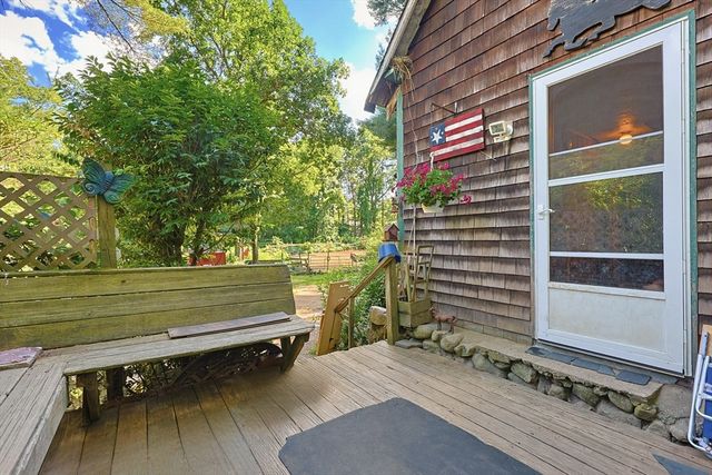 19 King Street, Norfolk, MA 02056