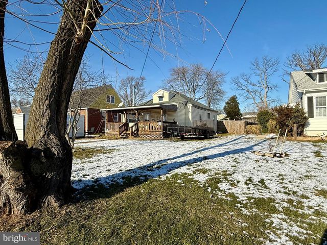 344 SAVANNAH RD, Baltimore, MD 21221