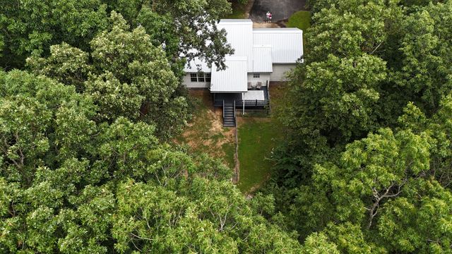 130 Jordan Ln, Hohenwald, TN 38462