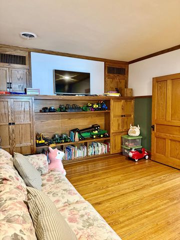 411 Albion Avenue, Fairmont, MN 56031