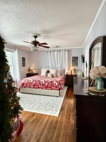 411 Albion Avenue, Fairmont, MN 56031